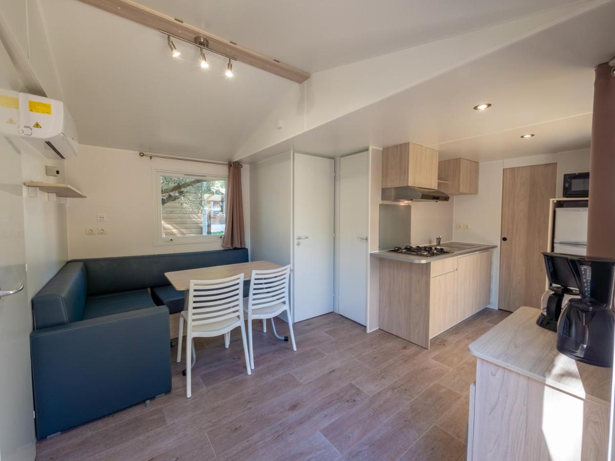 Vacanceselect Mobil Homes Camping Castell Mar Empuriabrava Exterior foto